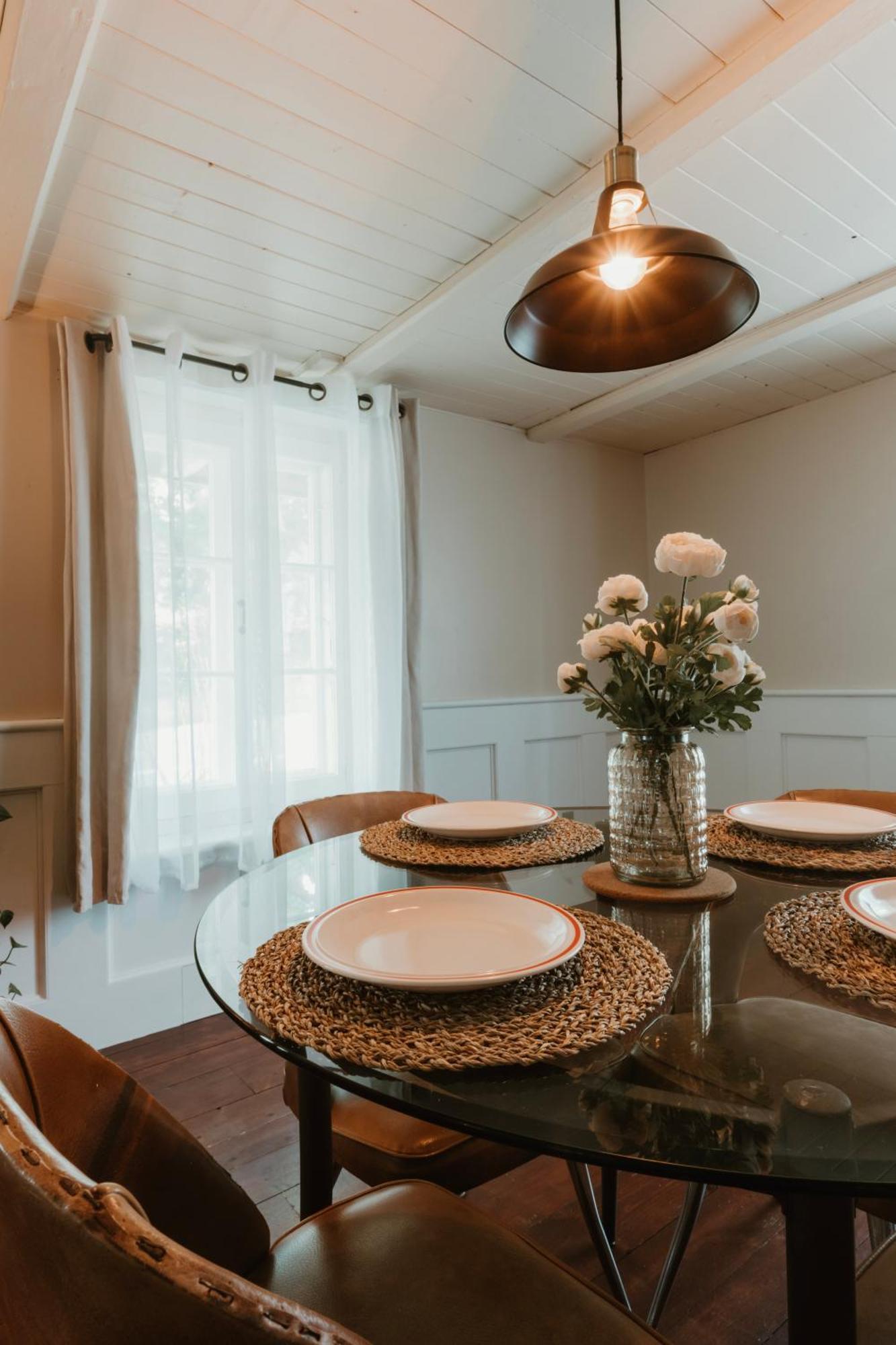Auberge De L'Ouest Deschambault Екстер'єр фото