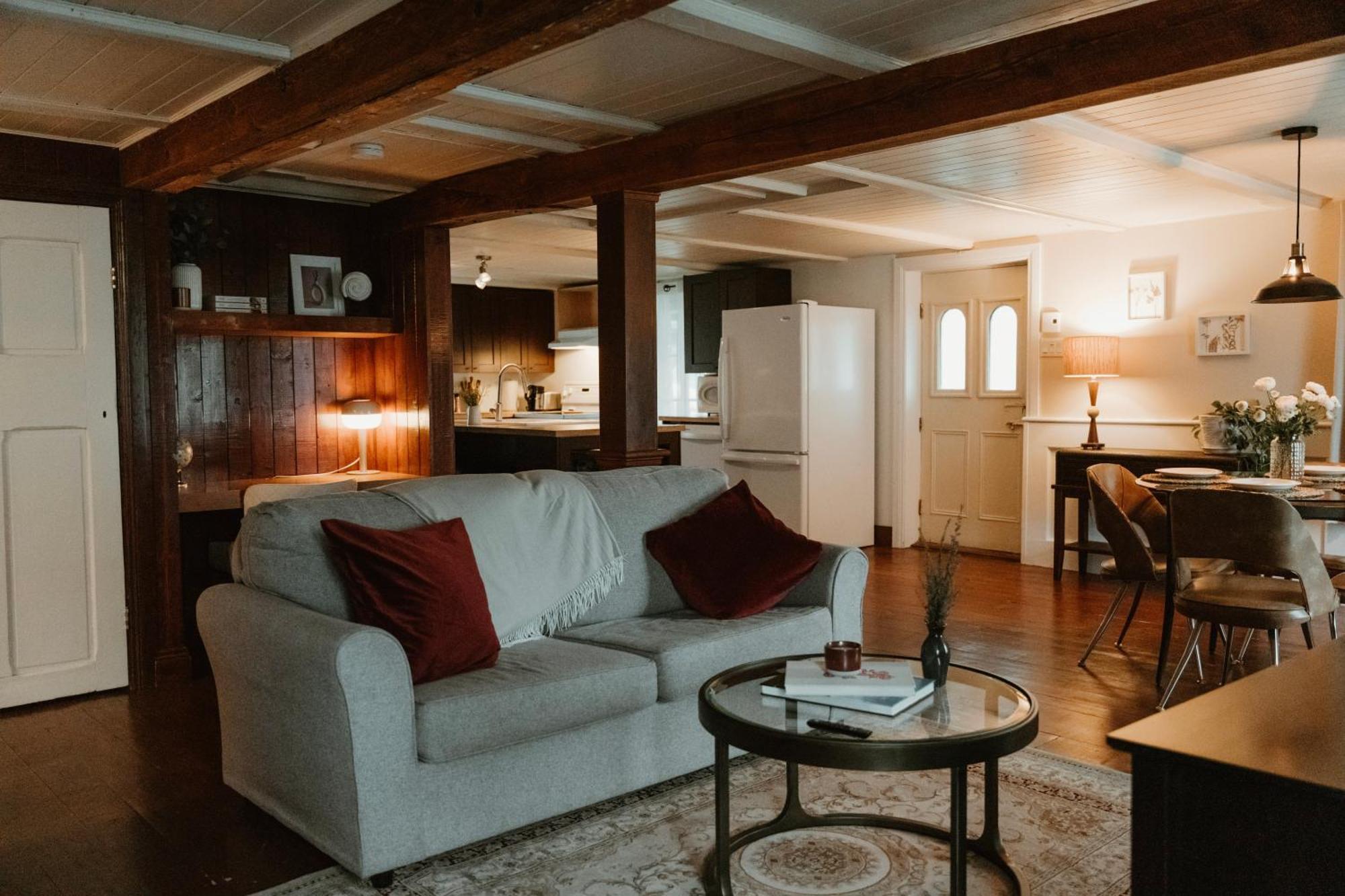 Auberge De L'Ouest Deschambault Екстер'єр фото